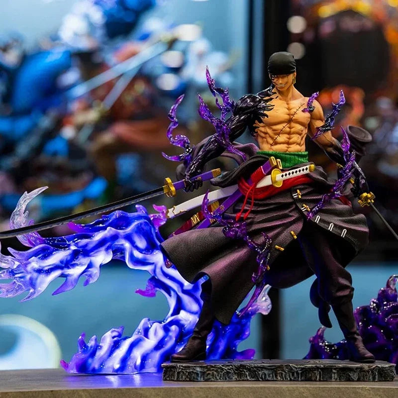 One Piece-Figur – Roronoa Zorro mit drei Schwertern (blaue Flammeneffekte)