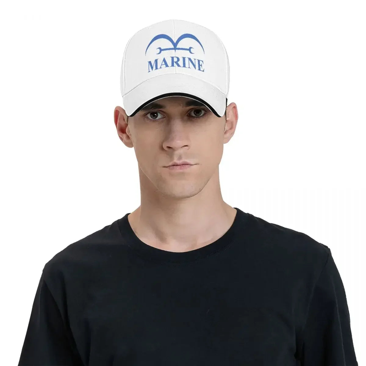 One Piece-Marinekappe – Reinweiß (aufgesticktes Logo)