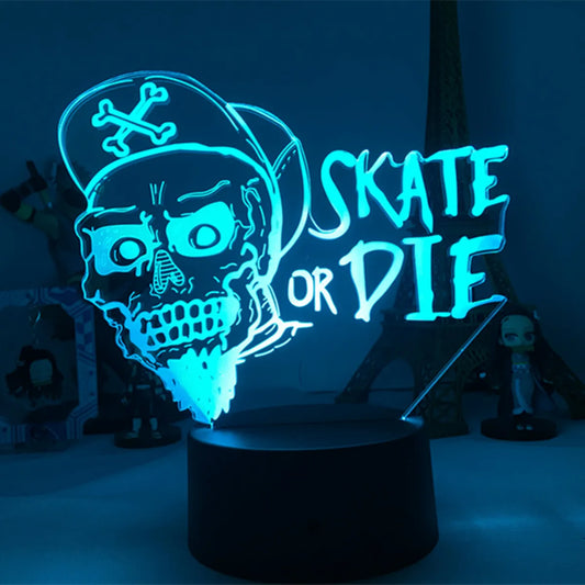 One Piece LED-Nachtlicht – Brook-Design „Skate or Die“ (Blau)