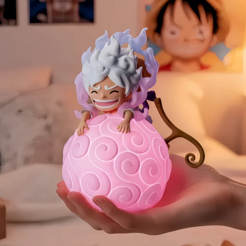 Figurine One Piece - Luffy Gear 5 sur Fruit du Démon