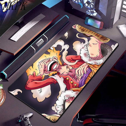 One Piece-Schreibtischunterlage – Luffy Gear 5 mit der Faust der Freiheit