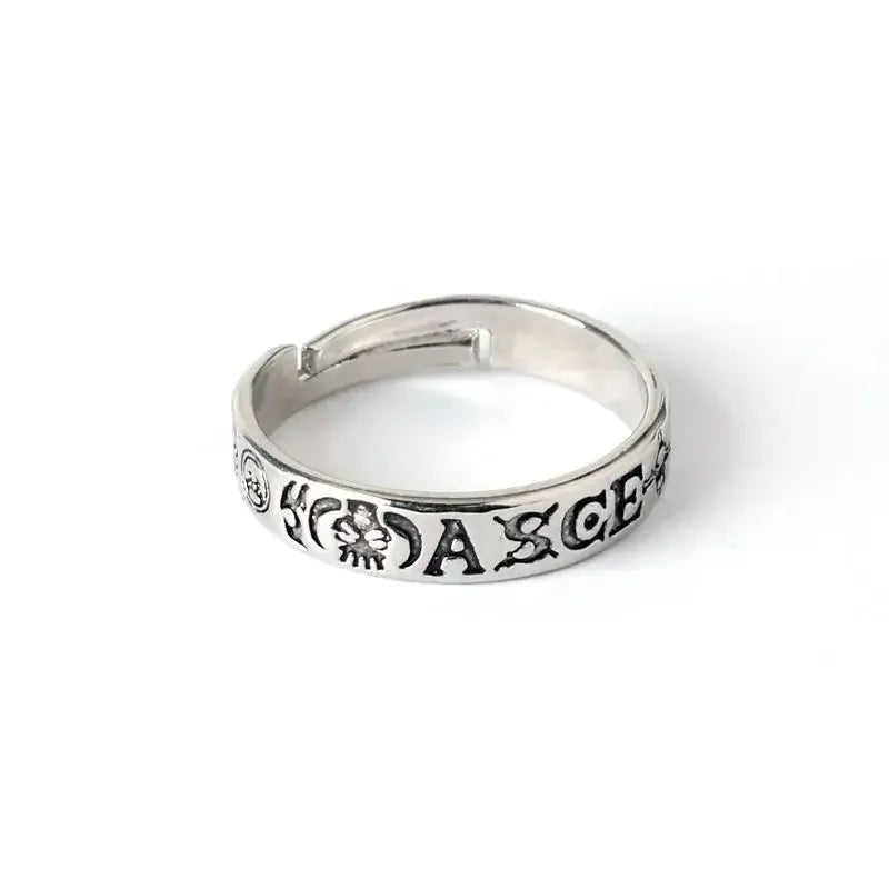 One Piece Ring – Ace- & Spade-Schriftzug