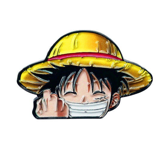 One Piece-Anstecker – Monkey D. Ruffy lächelnd mit Strohhut
