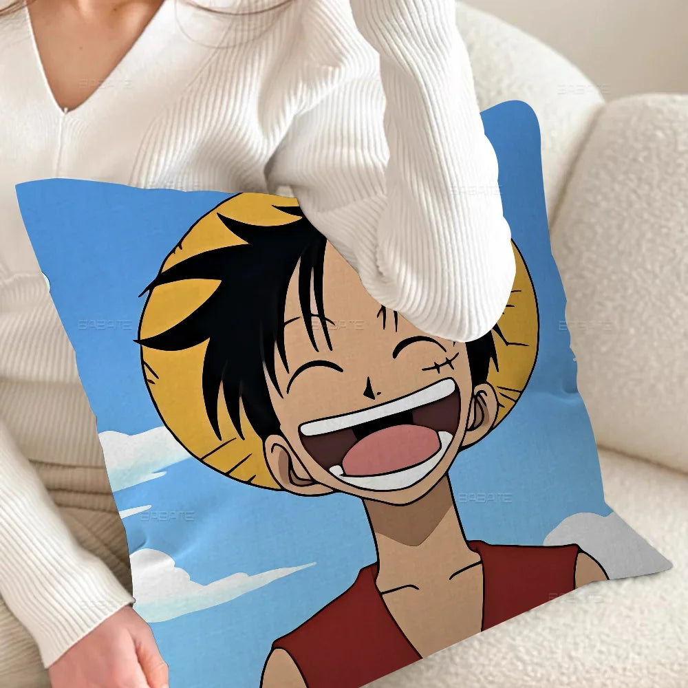 One Piece Kissenbezug – Porträt des lächelnden Monkey D. Ruffy