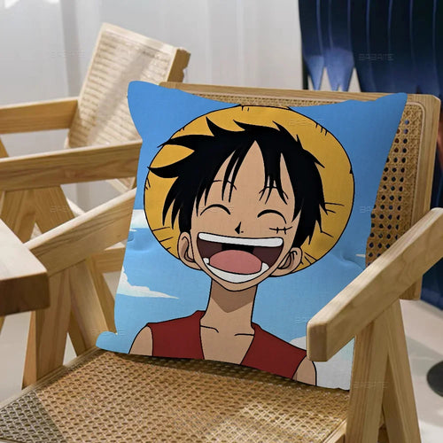 One Piece Kissenbezug – Porträt des lächelnden Monkey D. Ruffy