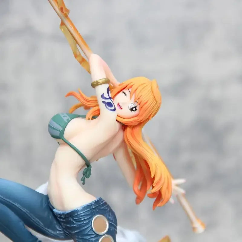 Figurine One Piece de Collection - Nami 32cm (Édition Limitée avec Boîte)