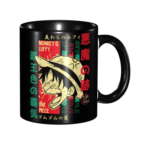 One Piece Tasse – Ruffy Wanted & Kalligrafie