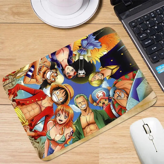 One Piece-Mauspad – Strohhut-Bande im Malstil